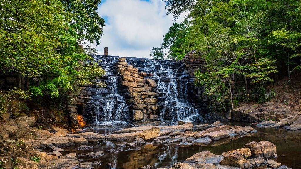 Picture of water falling of stone